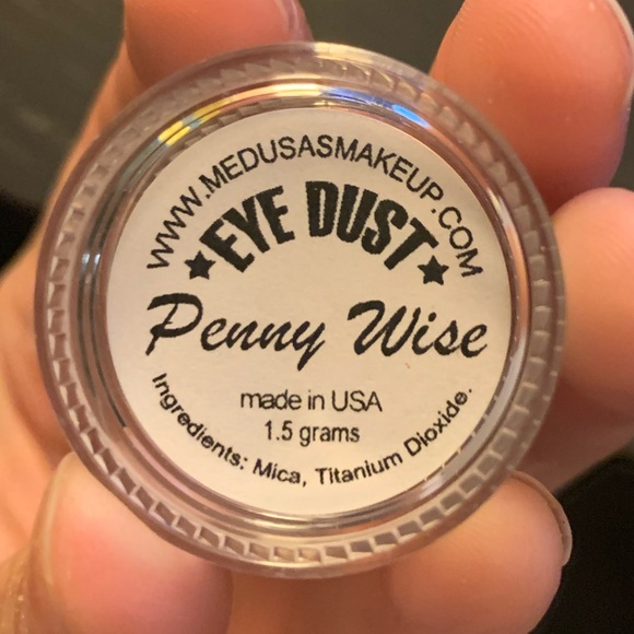 2/$15 Medusa’s Makeup Eye Dust - Picture 5 of 5